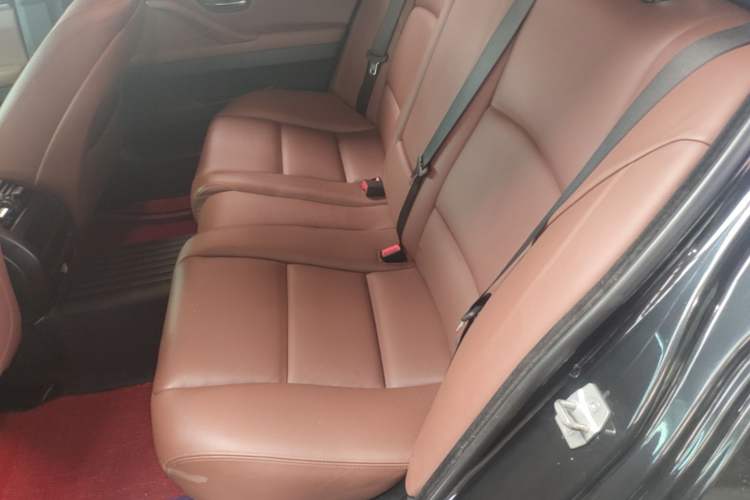 Used BMW 5 Series 2014 525Li Leading Model Left Rear Seat