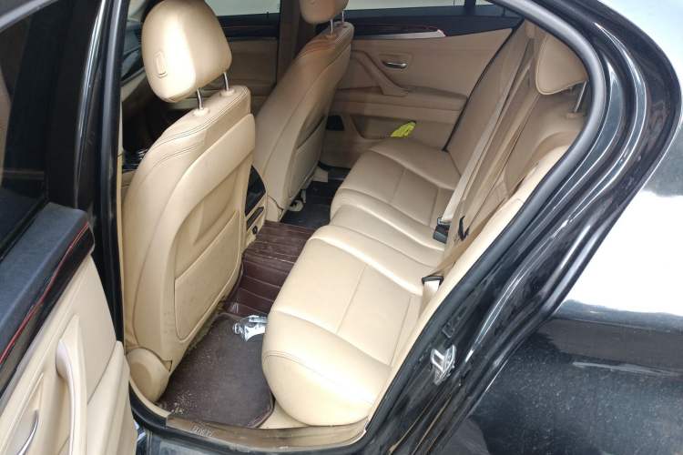 Used BMW 5 Series 2014 525Li Leading Model Left Rear Seat