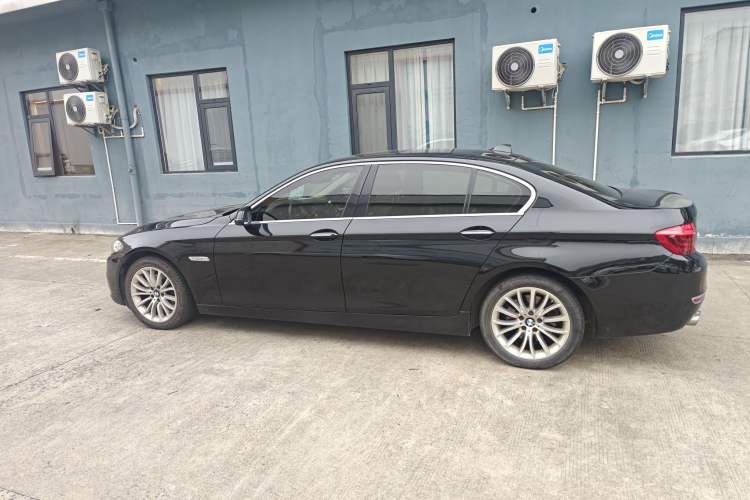 Used BMW 5 Series 2014 525Li Luxury Design Package Left Side