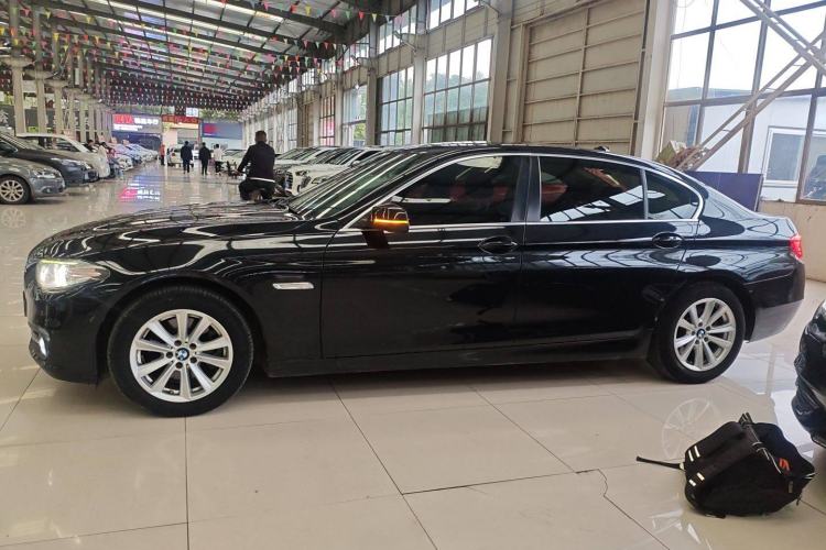 Used BMW 5 Series 2014 520Li Elegant Model Left Side