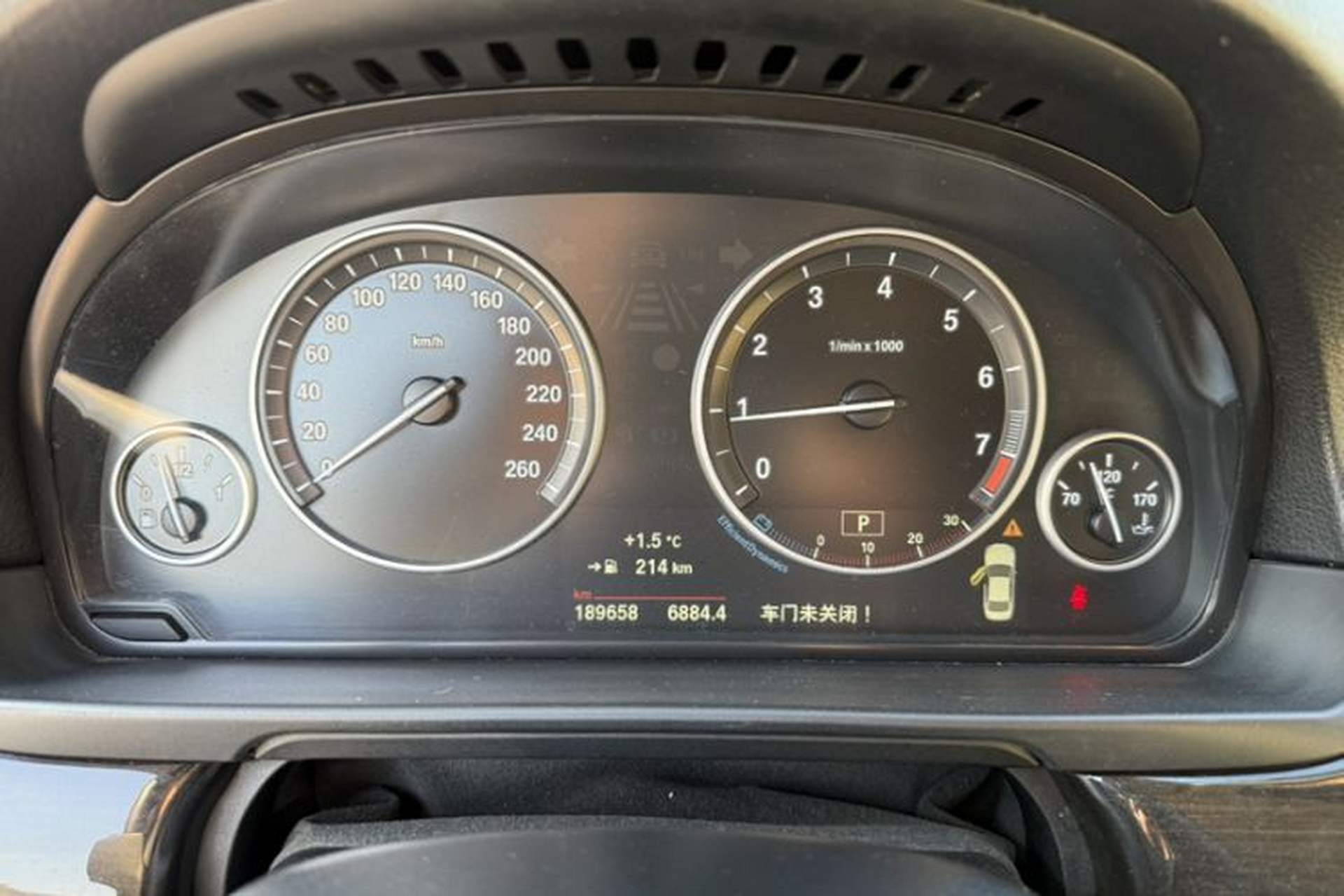 Used BMW 5 Series 2014 525Li Luxury Design Package Odometer Close Up