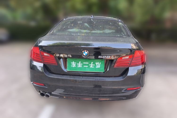 Used BMW 5 Series 2014 528Li Leading Model Rear