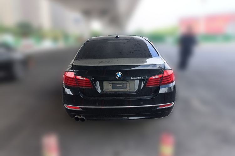 Used BMW 5 Series 2014 525Li Luxury Design Package Rear