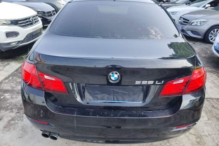 Used BMW 5 Series 2014 525Li Leading Model Rear