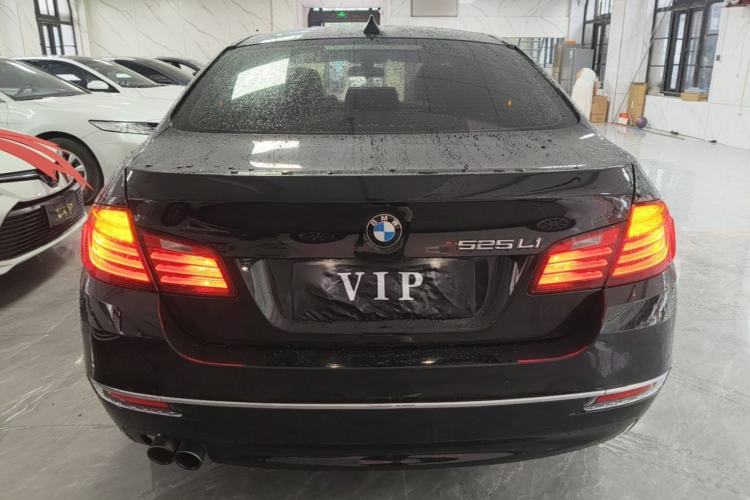 Used BMW 5 Series 2014 525Li Luxury Design Package Rear