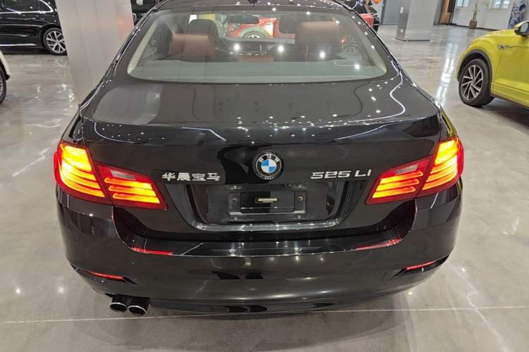 Used BMW 5 Series 2014 525Li Leading Model Rear