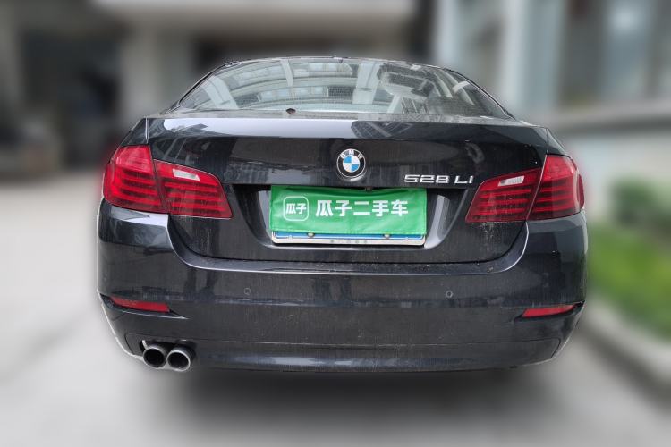 Used BMW 5 Series 2014 528Li Leading Model Rear