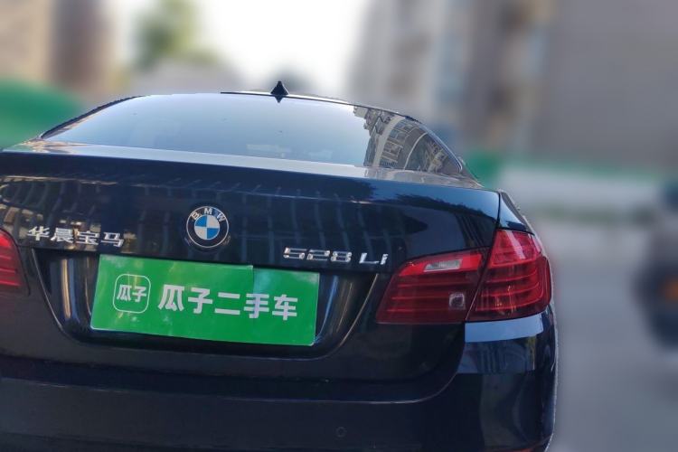 Used BMW 5 Series 2014 528Li Leading Model Rear