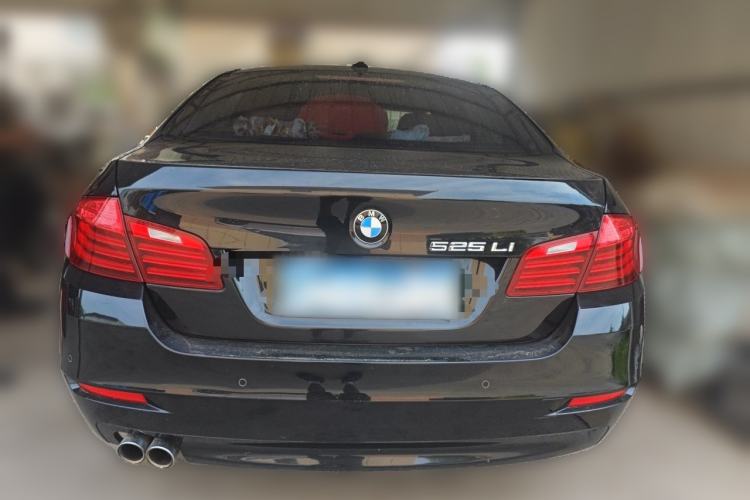 Used BMW 5 Series 2014 525Li Leading Model Rear
