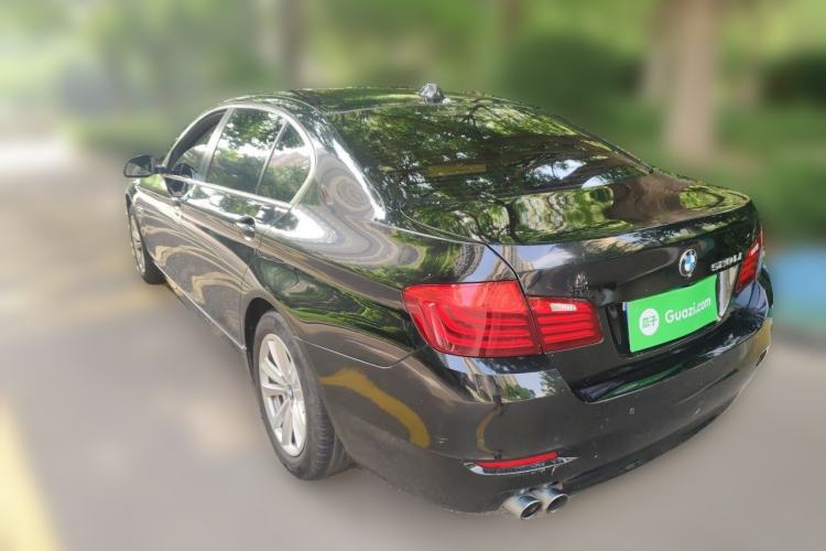 Used BMW 5 Series 2014 520Li Elegant Model Rear Left 45 Deg