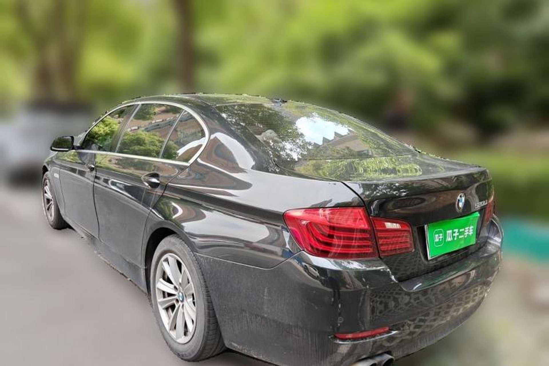Used BMW 5 Series 2014 520Li Elegant Model Rear Left 45 Deg