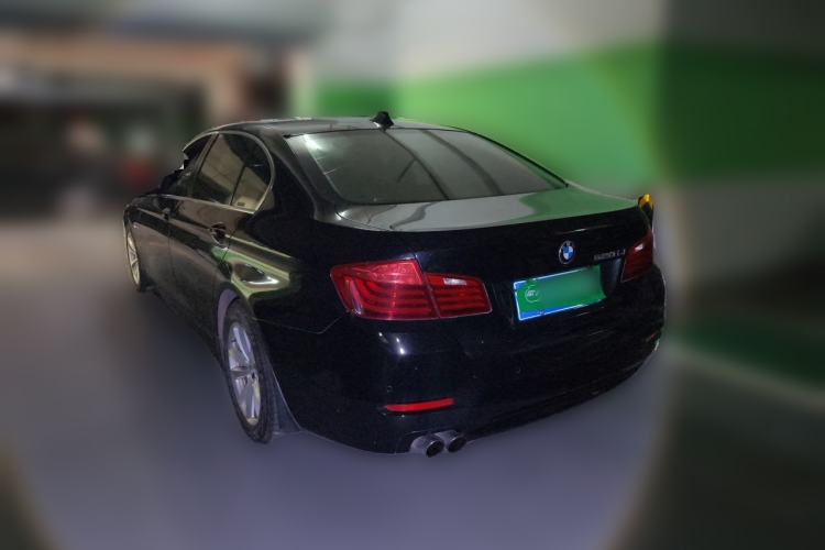 Used BMW 5 Series 2014 520Li Elegant Model Rear Left 45 Deg