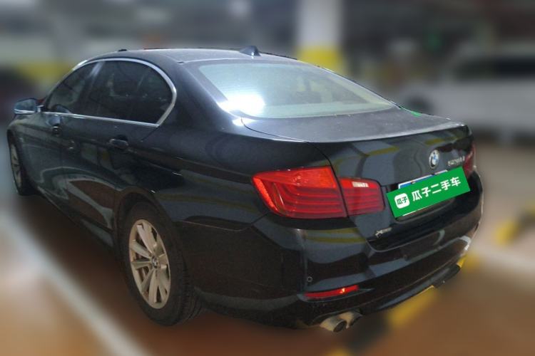 Used BMW 5 Series 2014 520Li Elegant Model Rear Left 45 Deg