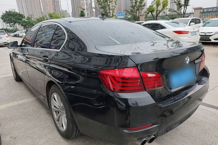 Used BMW 5 Series 2014 520Li Elegant Model Rear Left 45 Deg
