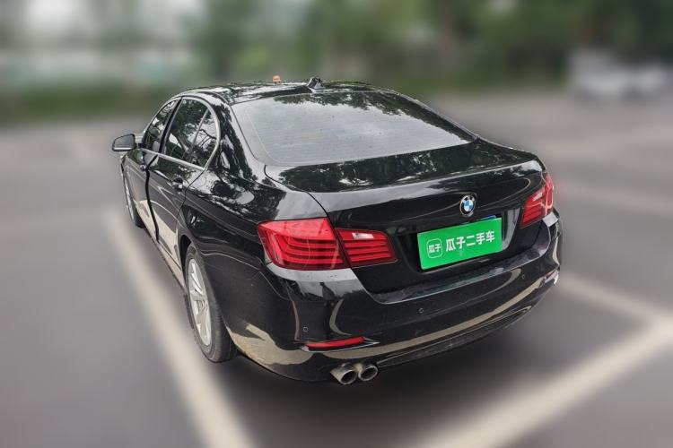 Used BMW 5 Series 2014 520Li Elegant Model Rear Left 45 Deg