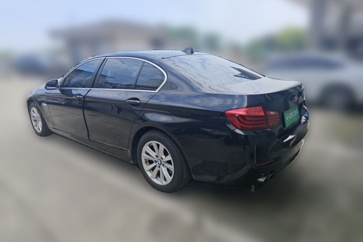 Used BMW 5 Series 2014 520Li Elegant Model Rear Left 45 Deg