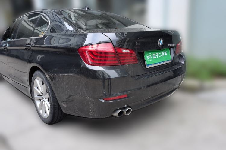 Used BMW 5 Series 2014 528Li Leading Model Rear Left 45 Deg