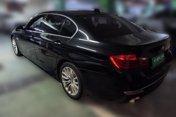 Used BMW 5 Series 2014 525Li Luxury Design Package Rear Left 45 Deg