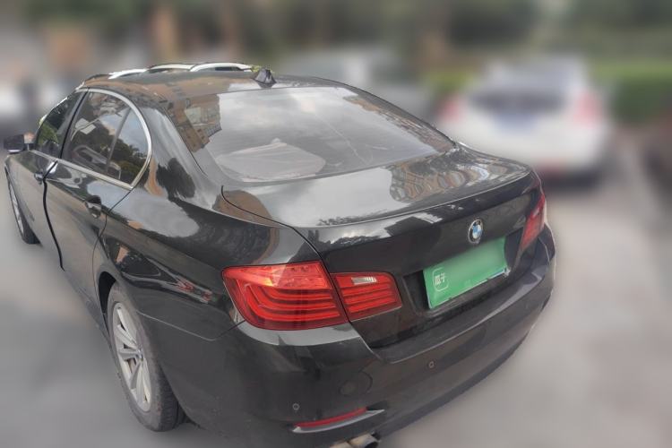 Used BMW 5 Series 2014 520Li Elegant Model Rear Left 45 Deg