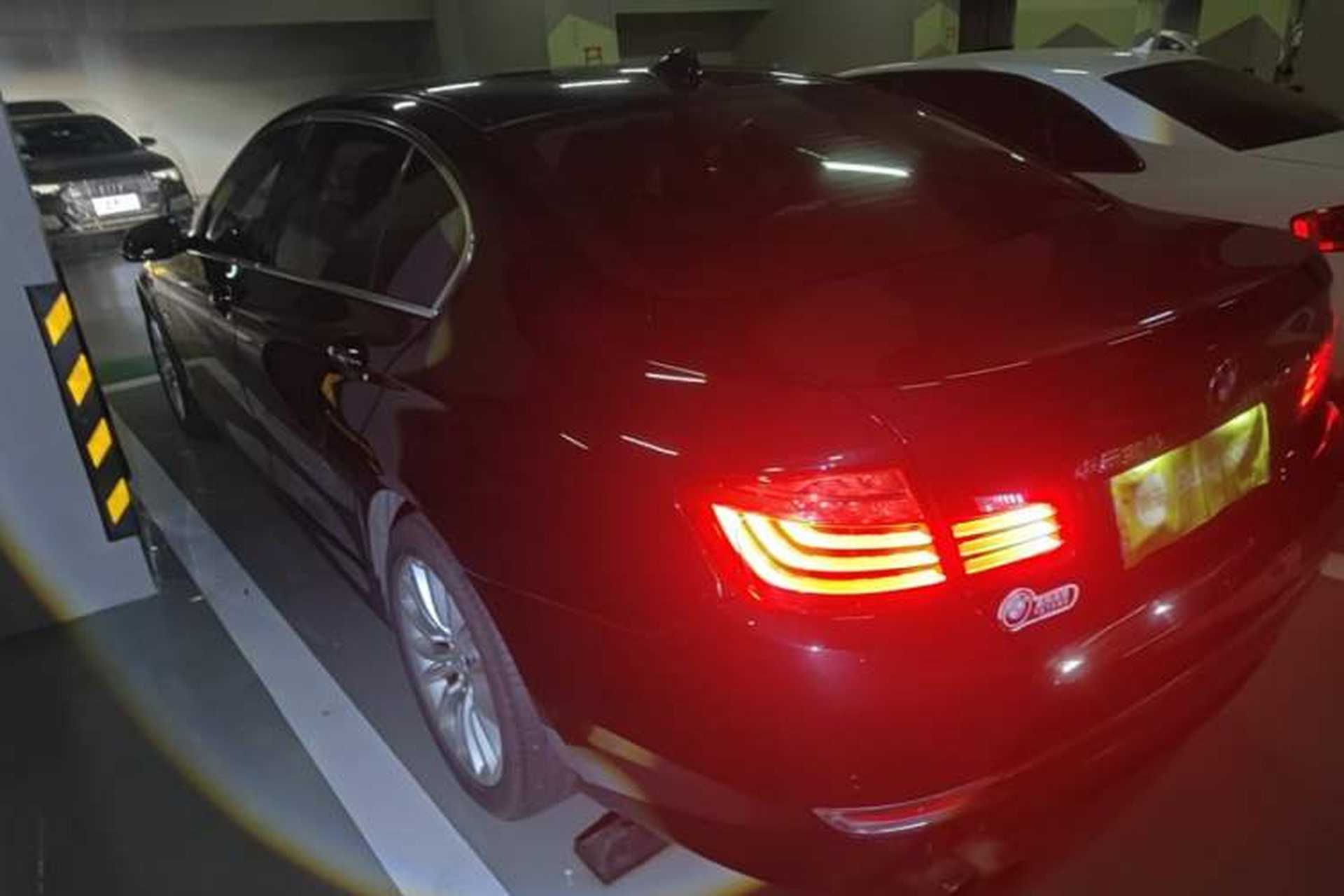 Used BMW 5 Series 2014 525Li Luxury Design Package Rear Left 45 Deg