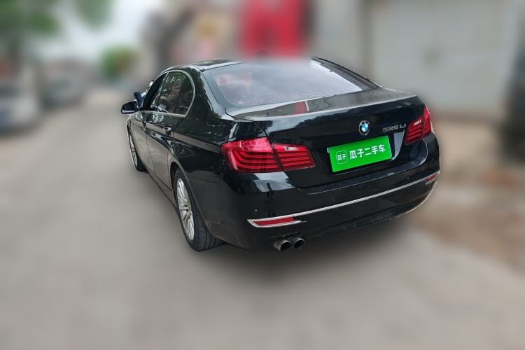 Used BMW 5 Series 2014 525Li Luxury Design Package Rear Left 45 Deg