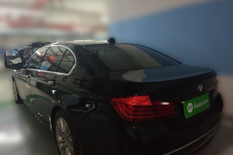 Used BMW 5 Series 2014 525Li Luxury Design Package Rear Left 45 Deg