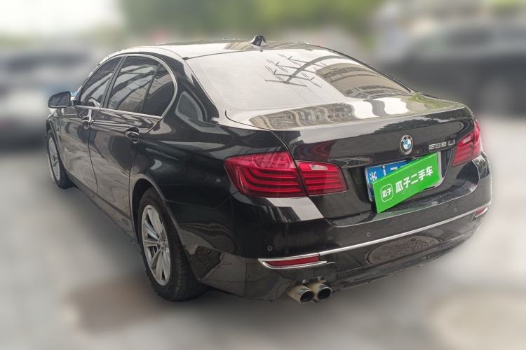 Used BMW 5 Series 2014 520Li Elegant Model Rear Left 45 Deg