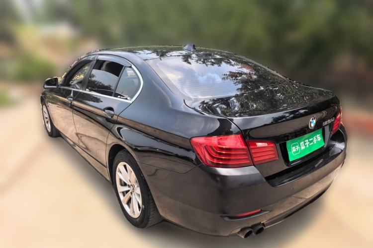 Used BMW 5 Series 2014 520Li Elegant Model Rear Left 45 Deg