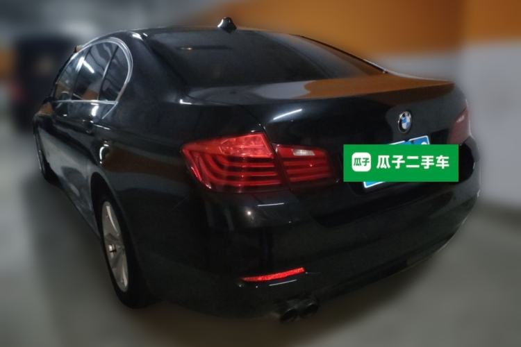 Used BMW 5 Series 2014 520Li Elegant Model Rear Left 45 Deg