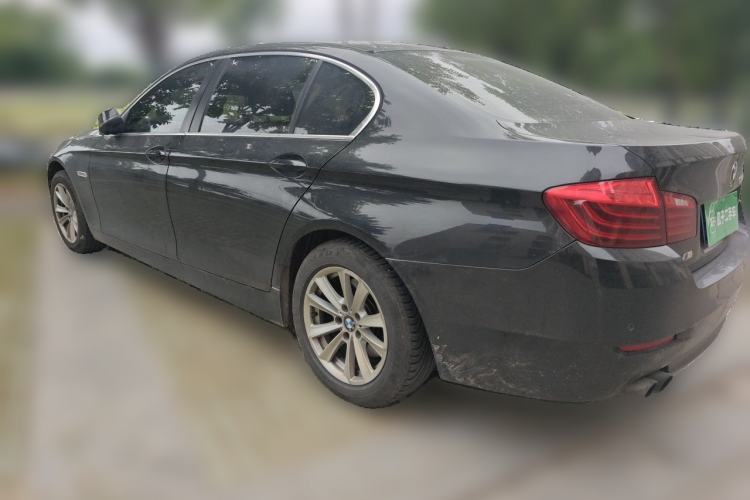 Used BMW 5 Series 2014 520Li Elegant Model Rear Left 45 Deg