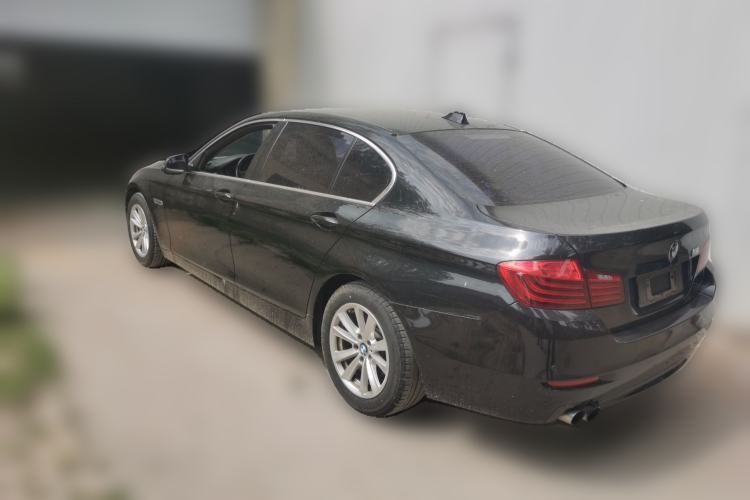 Used BMW 5 Series 2014 520Li Elegant Model Rear Left 45 Deg
