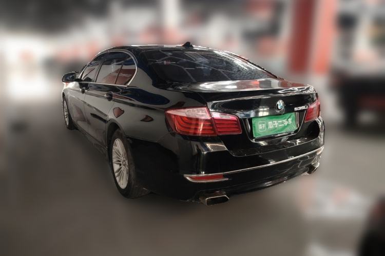 Used BMW 5 Series 2014 520Li Elegant Model Rear Left 45 Deg