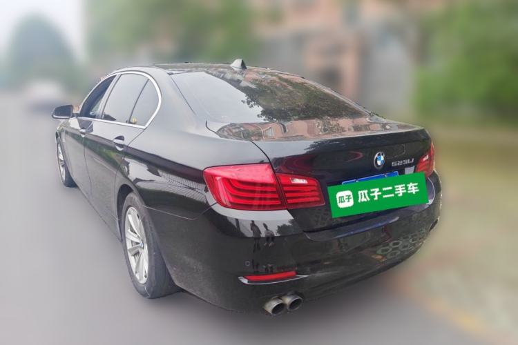 Used BMW 5 Series 2014 520Li Elegant Model Rear Left 45 Deg