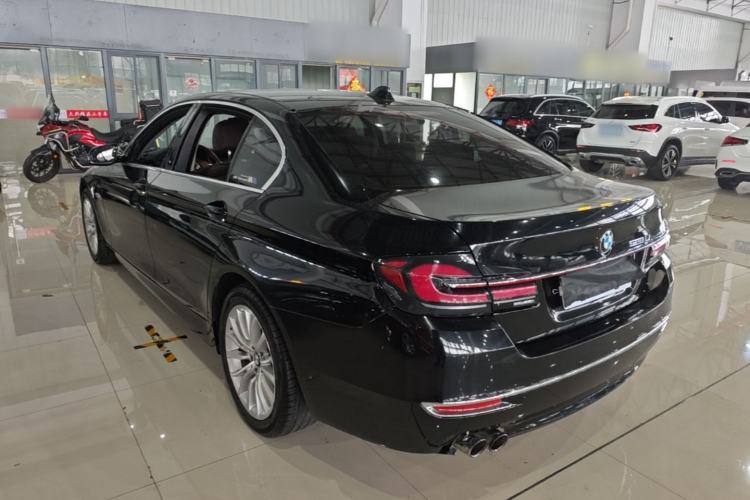 Used BMW 5 Series 2014 525Li Luxury Design Package Rear Left 45 Deg