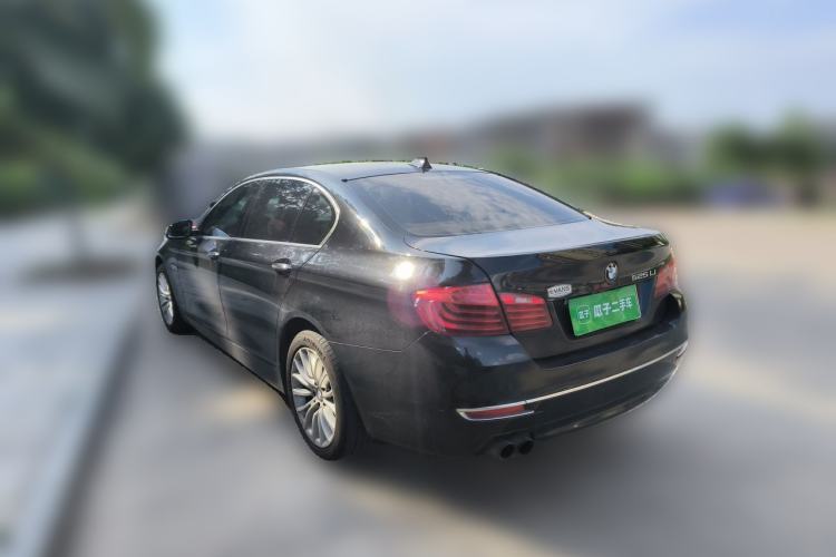 Used BMW 5 Series 2014 525Li Luxury Design Package Rear Left 45 Deg