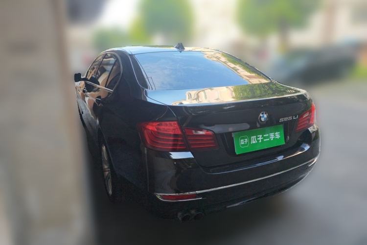 Used BMW 5 Series 2014 525Li Luxury Design Package Rear Left 45 Deg