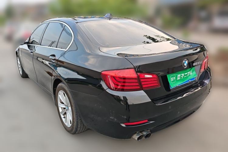 Used BMW 5 Series 2014 520Li Elegant Model Rear Left 45 Deg