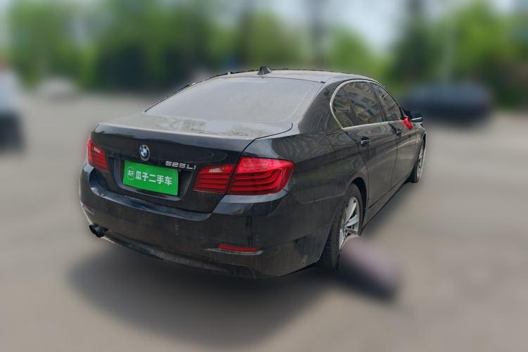 Used BMW 5 Series 2014 520Li Elegant Model Rear Right 45 Deg