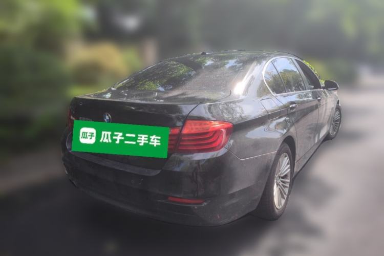 Used BMW 5 Series 2014 525Li Leading Model Rear Right 45 Deg