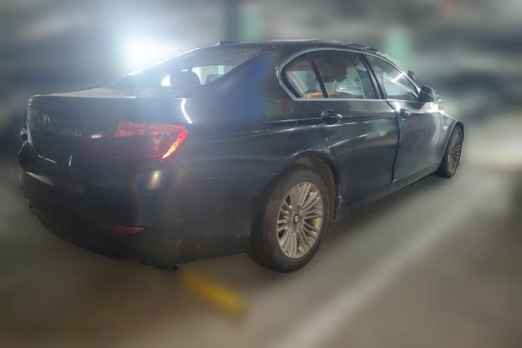 Used BMW 5 Series 2014 525Li Leading Model Rear Right 45 Deg