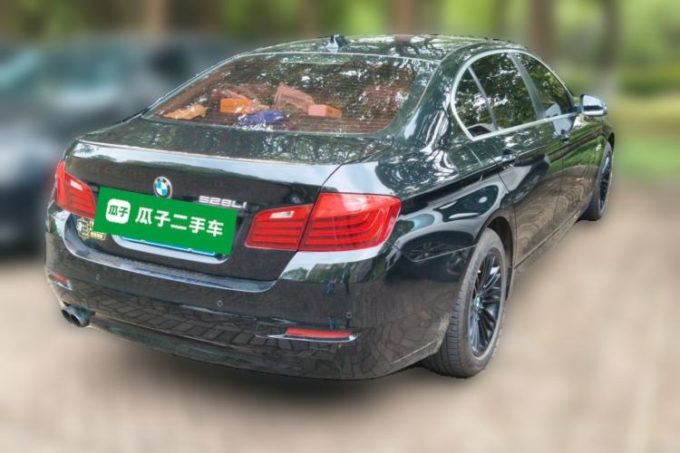 Used BMW 5 Series 2014 525Li Leading Model Rear Right 45 Deg