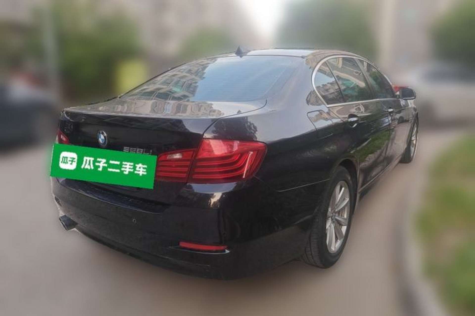 Used BMW 5 Series 2014 520Li Elegant Model Rear Right 45 Deg