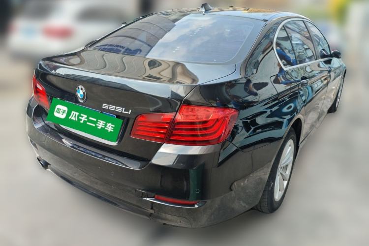 Used BMW 5 Series 2014 520Li Elegant Model Rear Right 45 Deg