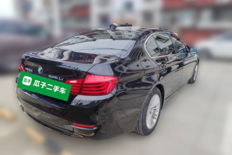 Used BMW 5 Series 2014 525Li Leading Model Rear Right 45 Deg