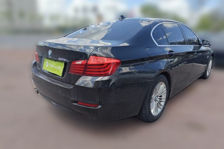 Used BMW 5 Series 2014 525Li Leading Model Rear Right 45 Deg