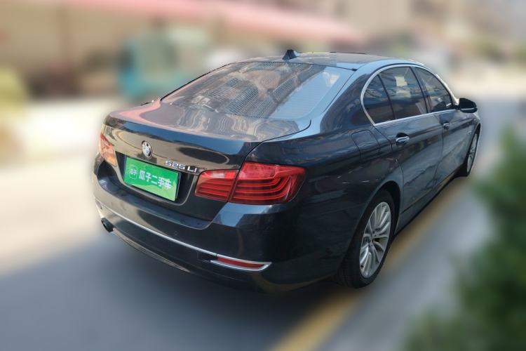 Used BMW 5 Series 2014 525Li Luxury Design Package Rear Right 45 Deg