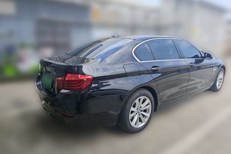 Used BMW 5 Series 2014 520Li Elegant Model Rear Right 45 Deg