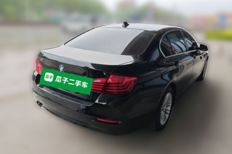 Used BMW 5 Series 2014 525Li Leading Model Rear Right 45 Deg