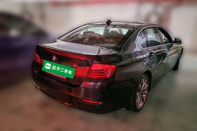 Used BMW 5 Series 2014 525Li Leading Model Rear Right 45 Deg