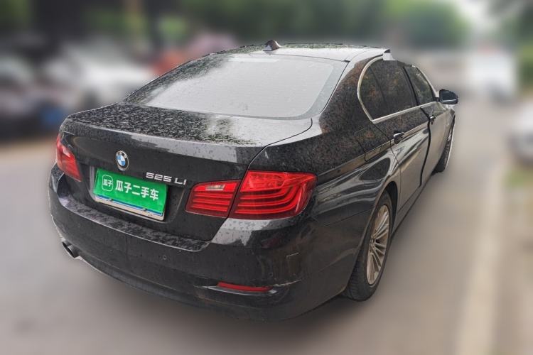 Used BMW 5 Series 2014 525Li Leading Model Rear Right 45 Deg